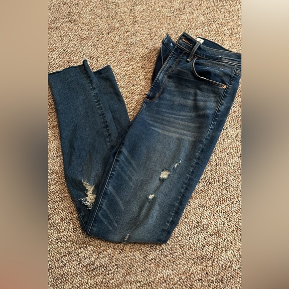 High waisted skinny jean only worn a couple times. - Picture 1 of 1